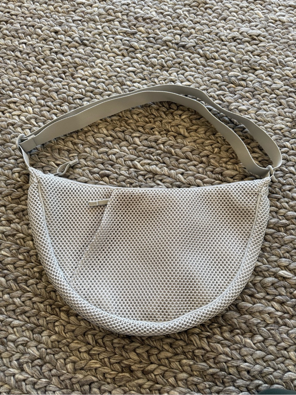 Uniqlo Round Shoulder Bag | Mesh